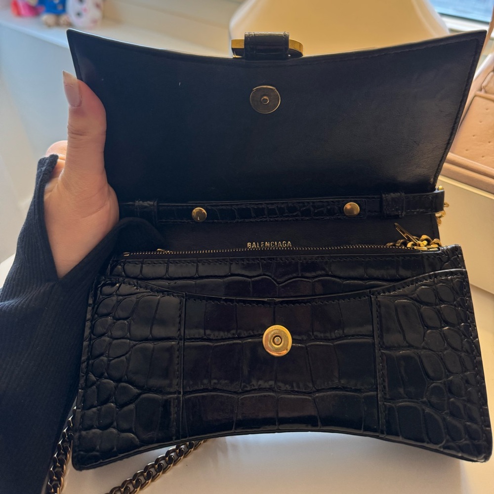 Balenciaga Hourglass Bag - Picture 4 of 5